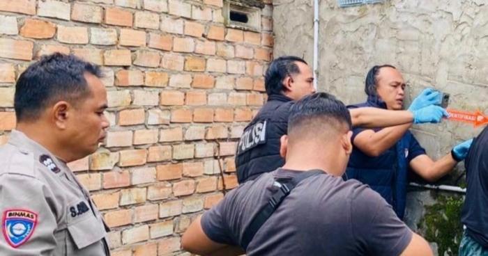 Warga Tangkit Geger, Fitra Ditemukan Sang Istri Meninggal Tergantung di Belakang Rumah
