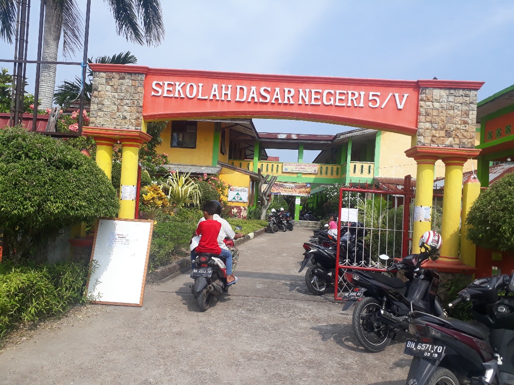 penerimaan-calon-peserta-didik-d_20180705_121623.jpg
