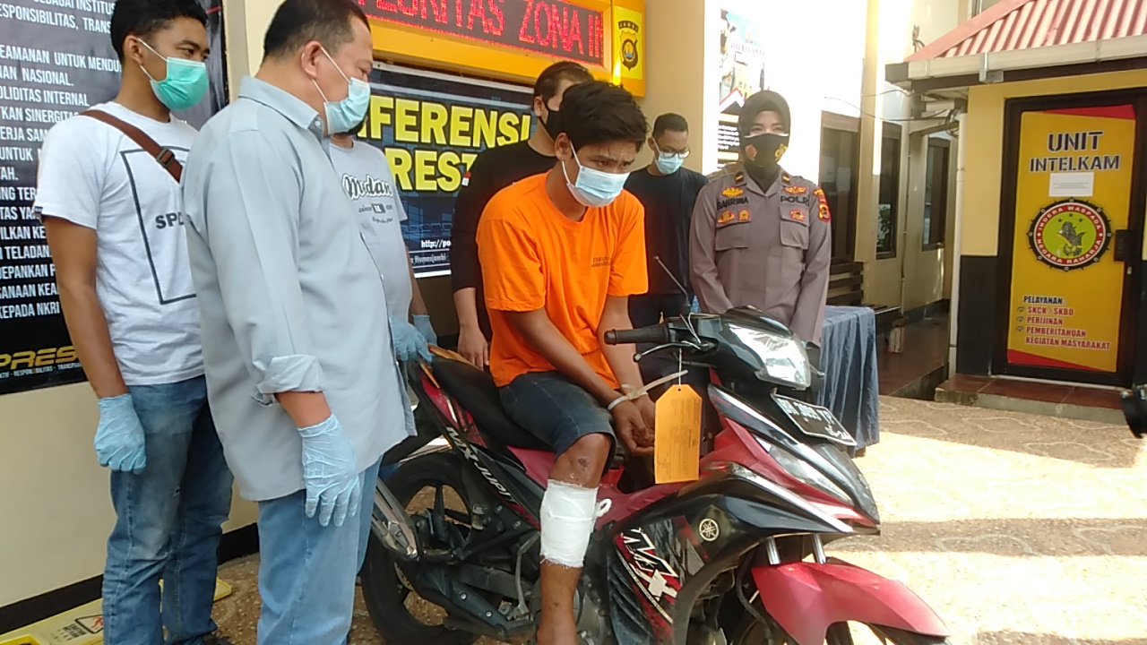 Tim Macan Polsek Kotabaru Buru Rekan Afrizal Jambret yang Ditembak Saat Serang Petugas Pakai Sajam