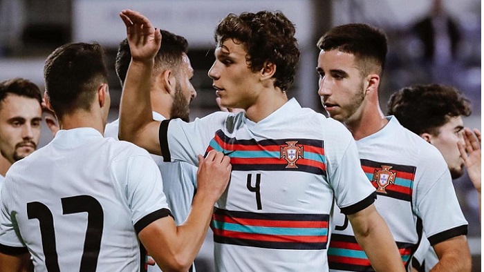 pertandingan-portugal-vs-serbia-di-ajang-kualifikasi-piala-dunia-2022-zona-eropa.jpg