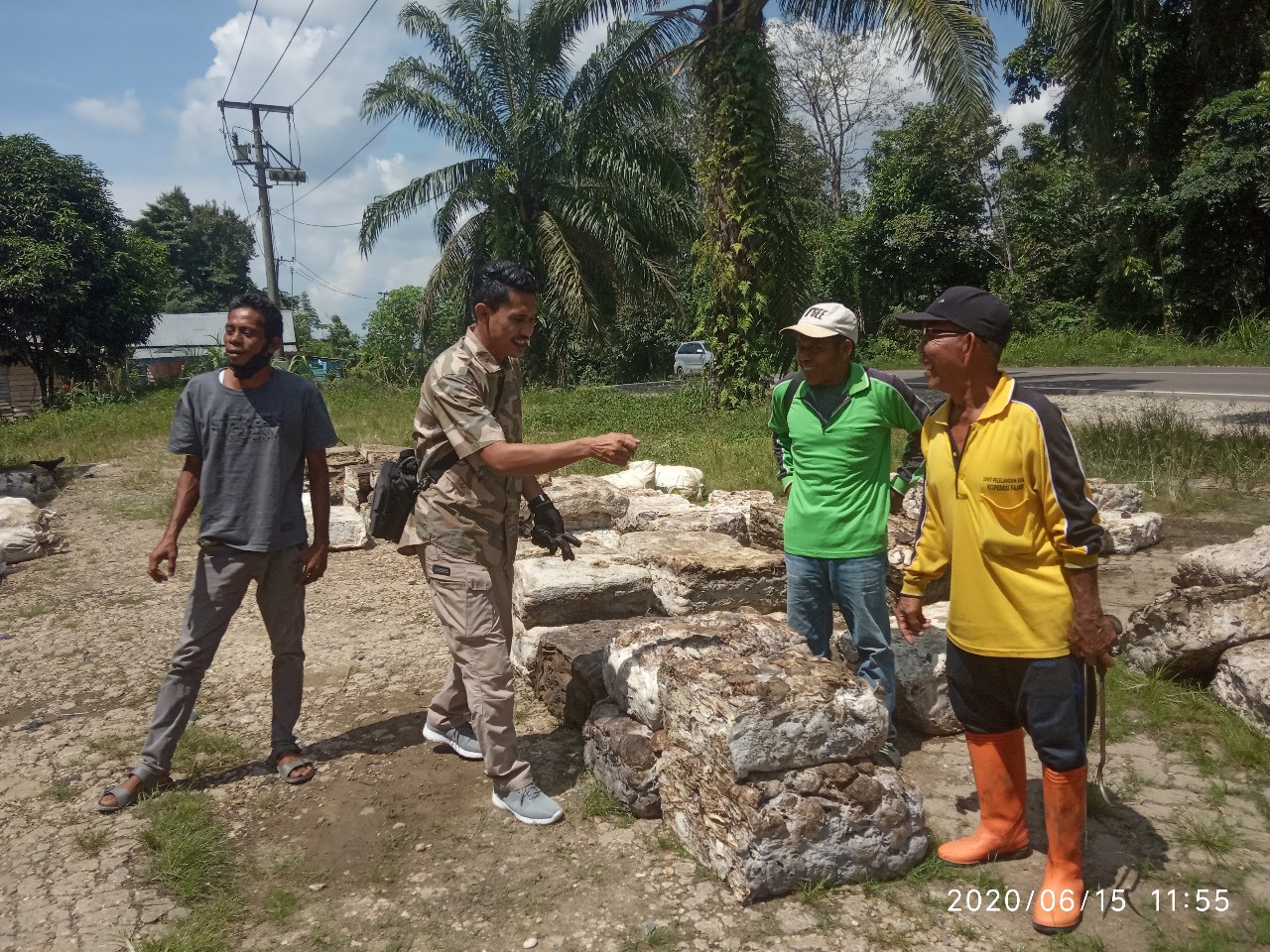 Pusat Buat Program Aspal Campur Karet, Zulkarnaen: Muarojambi Siap, Tapi Sejauh Ini Tidak Ada Kabar