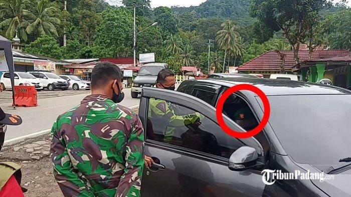 Cuma Mau Shoping Pengendara Ini Bawa Baret TNI Kelabui Petugas PSBB di Perbatasan Harus Putar Balik