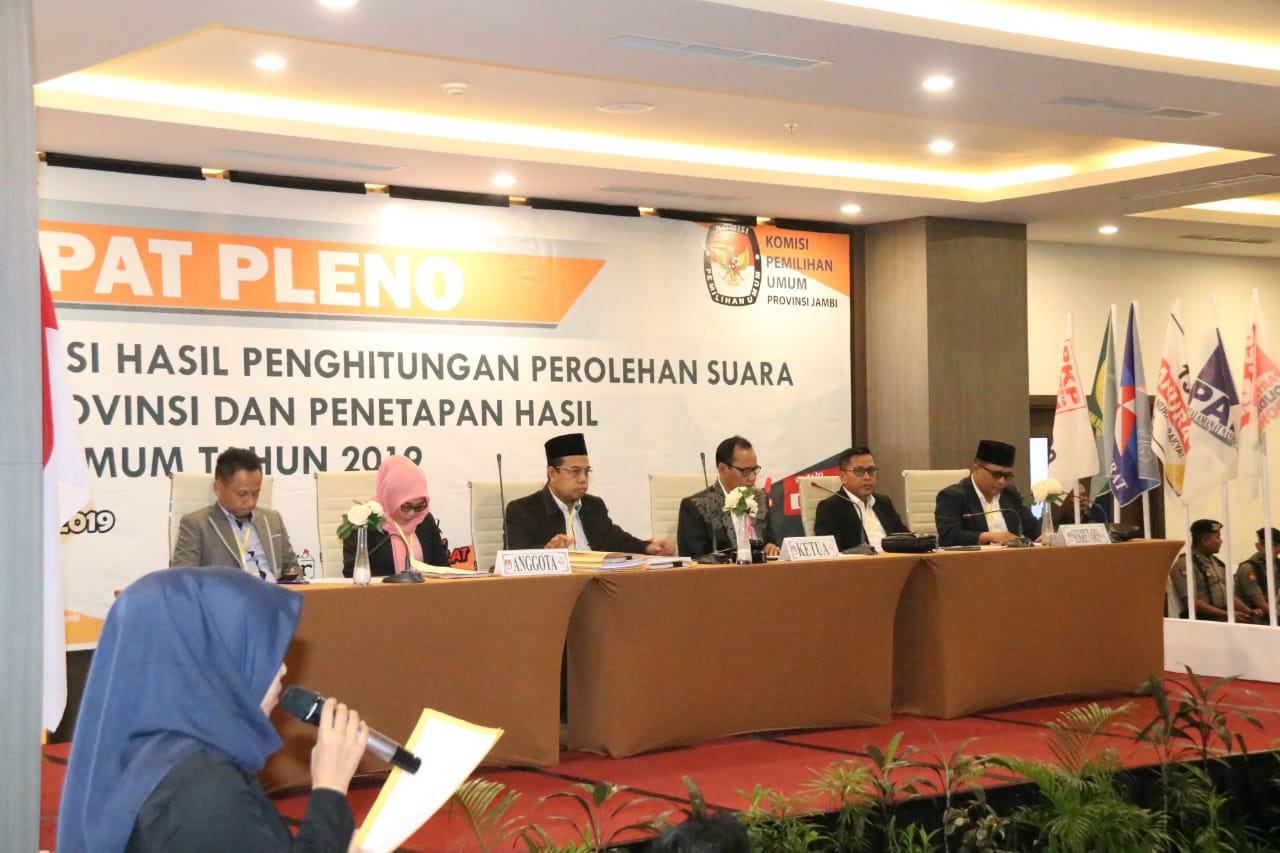 pleno-kpu-rekapitulasi-tingkat-provinsi.jpg