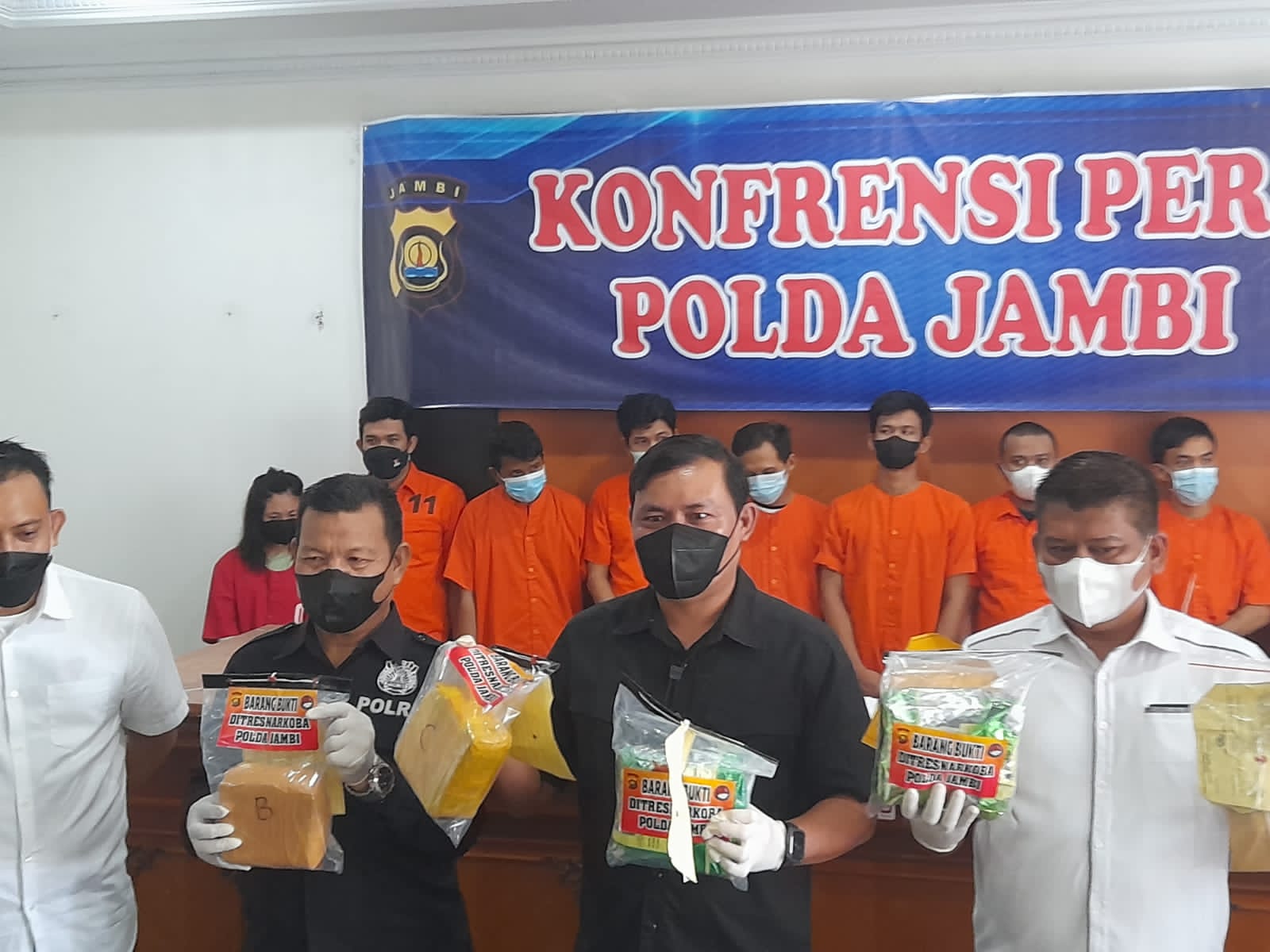 polda-jambi-rilis-narkoba-dari-riau.jpg