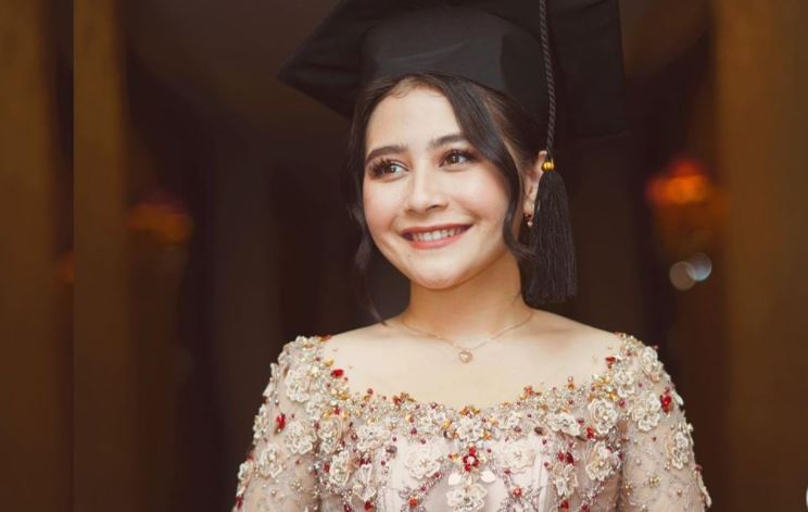 Ayah Prilly Latuconsina Ungkap Kriteria Wajib Untuk Jadi Menantunya: Simple Sebenarnya