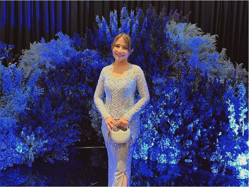 Prilly Latuconsina Kegirangan Didatangi Pacarnya Ke Lokasi Syuting Sambil Bawa Ini: Romantis Banget!