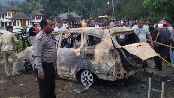 Istri Bayar Pembunuh Bayaran Untuk Bunuh Suami dan Anak Tiri dengan Cara Dibakar Dalam Mobil