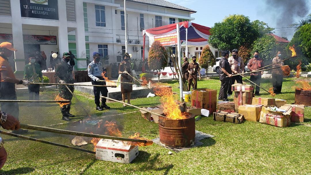 Kejari Merangin Blender 81,26 Gram Narkotika dari 46 Perkara Tindak Kejahatan