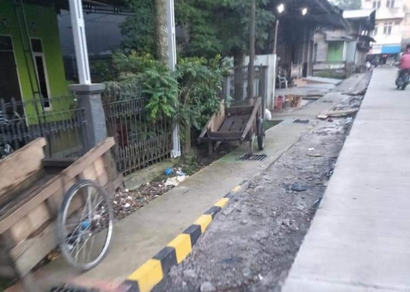 Proyek Infrastruktur yang Dinilai Asal Jadi di Kuala Tungkal, Jadi Sorotan Warga