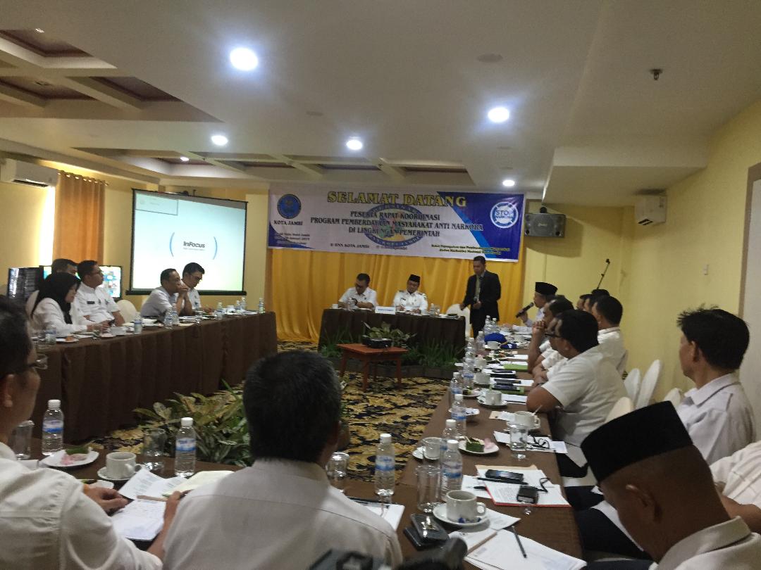 rakor-pemkot-jambi-dan-bnnp-jambi-terkait-persoalan-narkoba.jpg