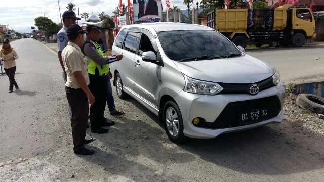 Nekat Kabur Saat Hendak Dirazia Hingga Nyaris Tabrak Polantas, Ternyata Pria Ini Bawa Ganja