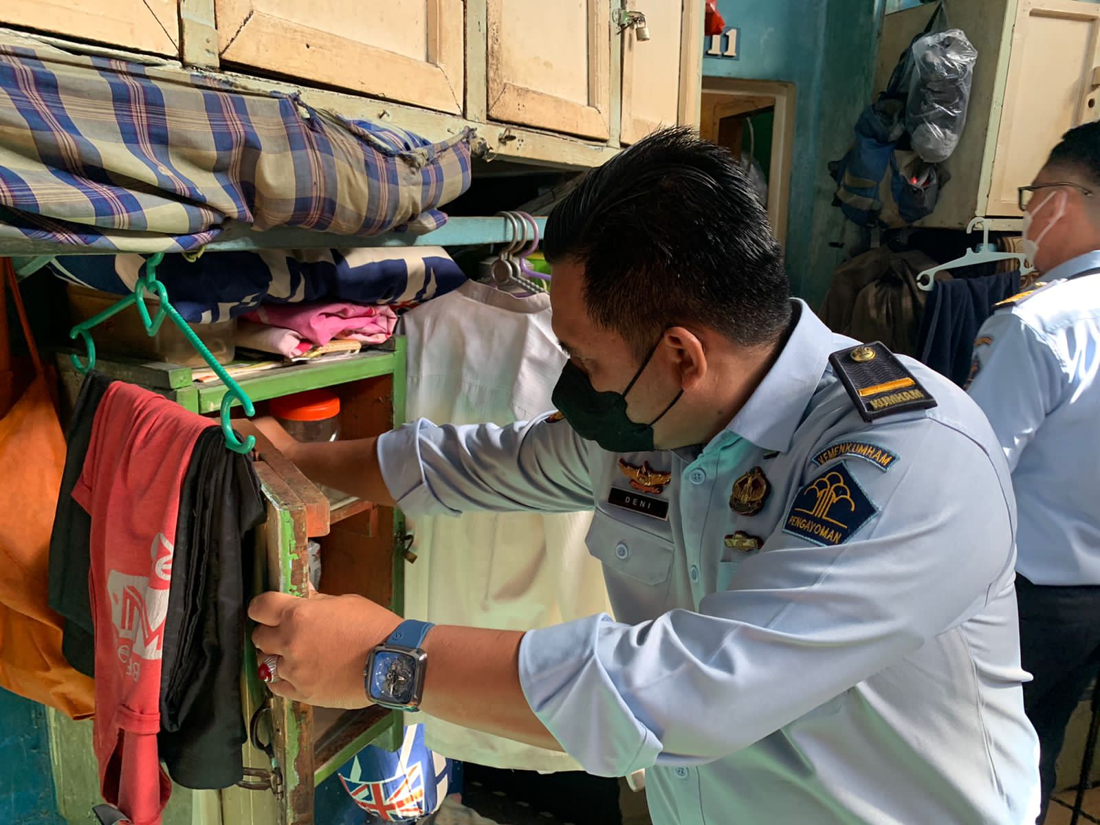 Blok Hunian Lapas Kelas II A Jambi Dirazia dan Ditemukan 80 Barang Terlarang