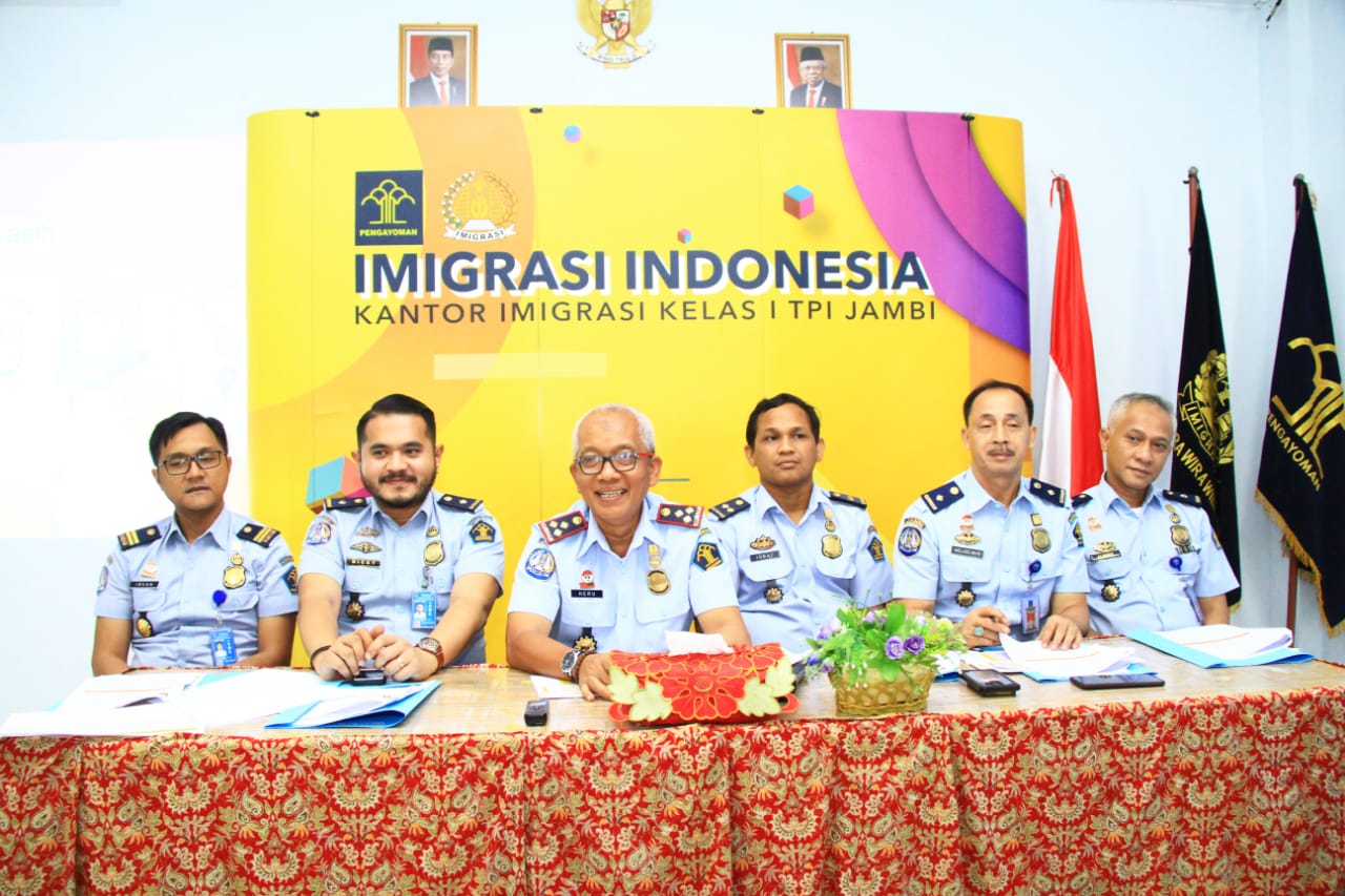 refleksi-akhir-tahun-2019-pencapaian-target-kinerja-kantor-imigrasi-kelas-i-tpi-jambi.jpg