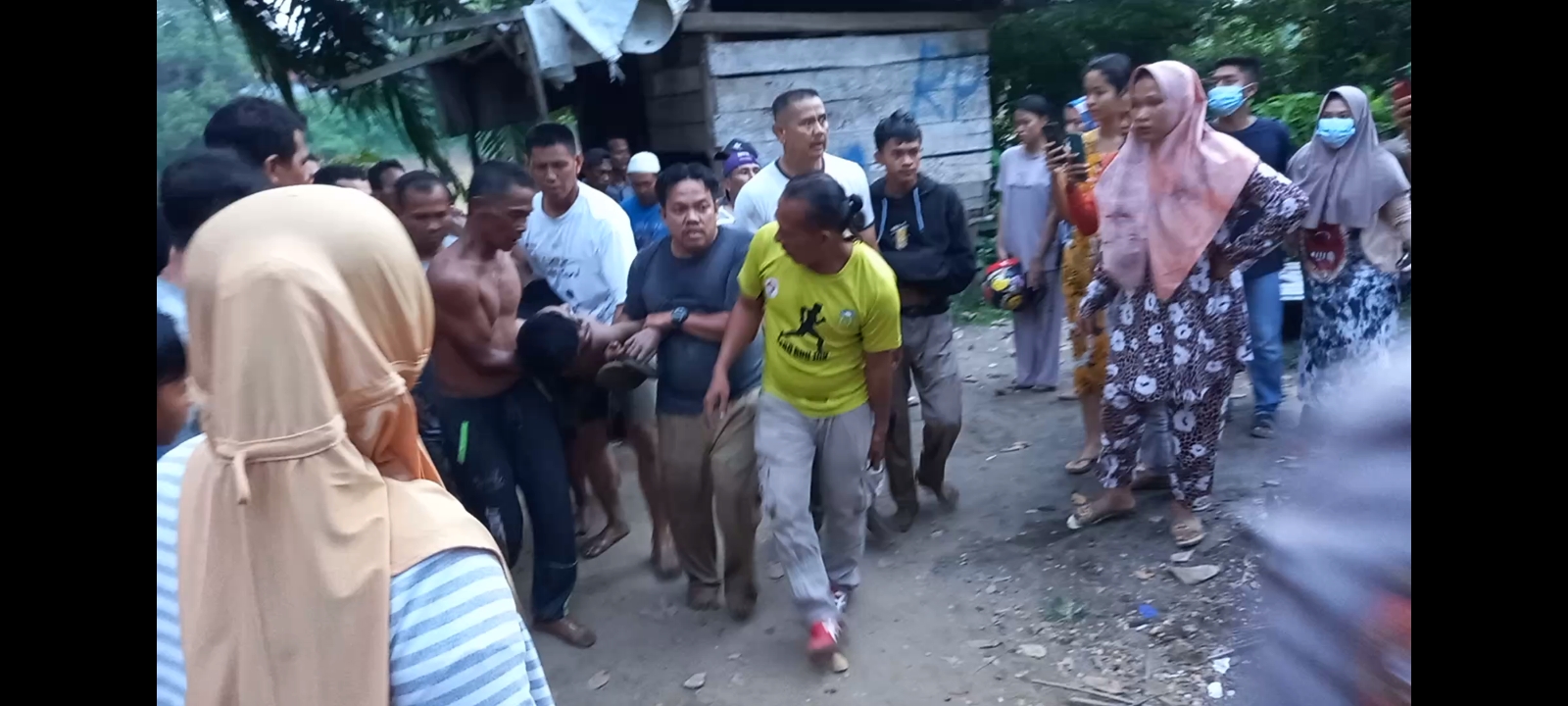 remaja-tenggelam-di-tebing-tinggi-2021.jpg