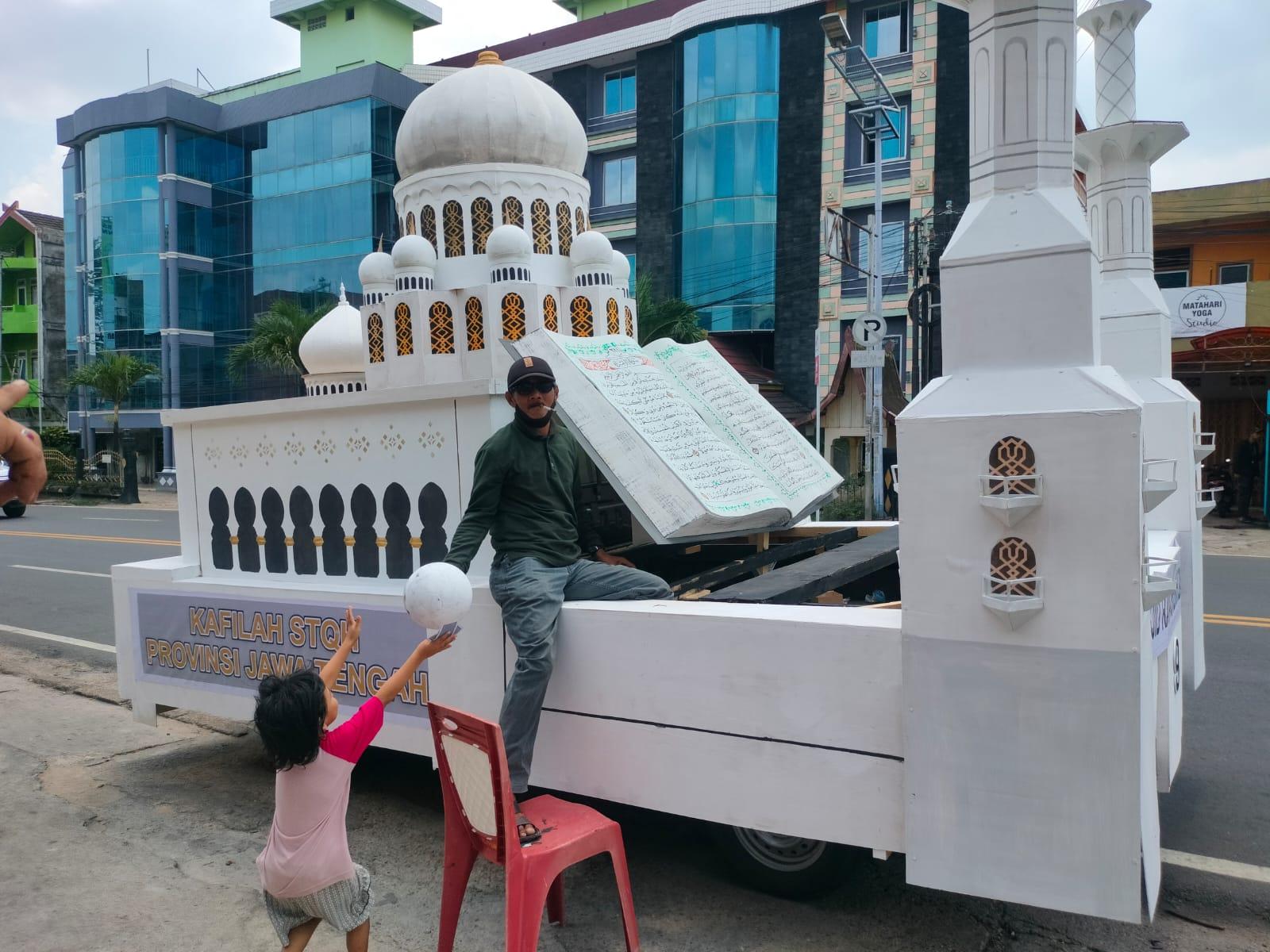 Pembuat Replika Masjid Raya Sheikh Zayed Solo di Ajang STQH Didatangkan Langsung dari Jateng