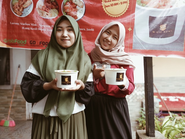 UMKM Jambi, Lima Mahasiswi Kedokteran ini Miliki Usaha Kuliner Kekinian