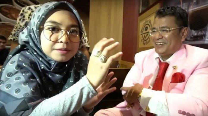 Ria Ricis Sampai Gemetar Kenakan Dua Cincin Rp 9 Miliar, Hadiah Hotman Paris, Ada Syaratnya