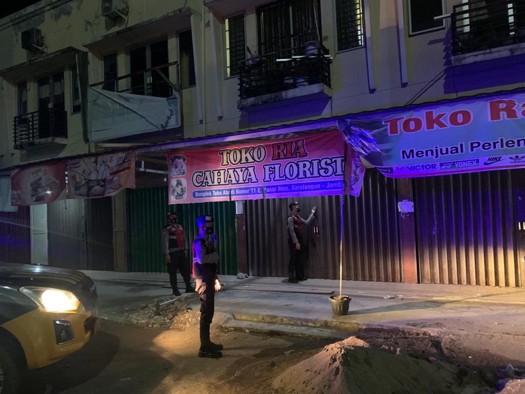 Personel Sat Sabhara Sarolangun Rutin Patroli Malam Selama Bulan Puasa 2022