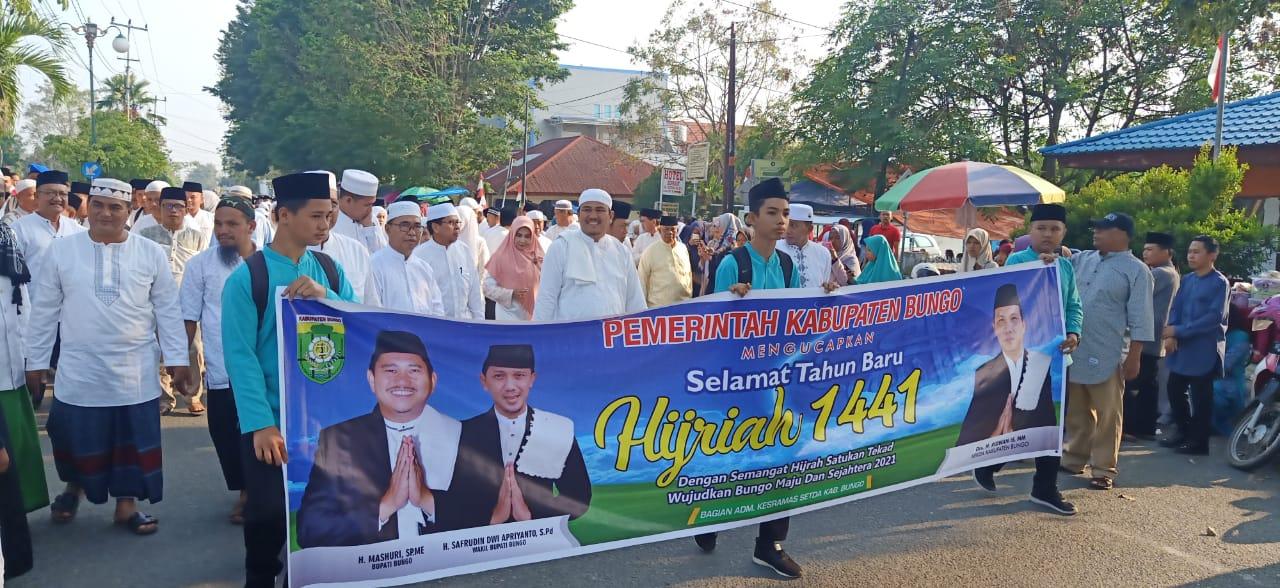 Sambut Tahun Baru Hijriah, Ribuan Masyarakat Bungo Ikut Pawai dan Tablig Akbar