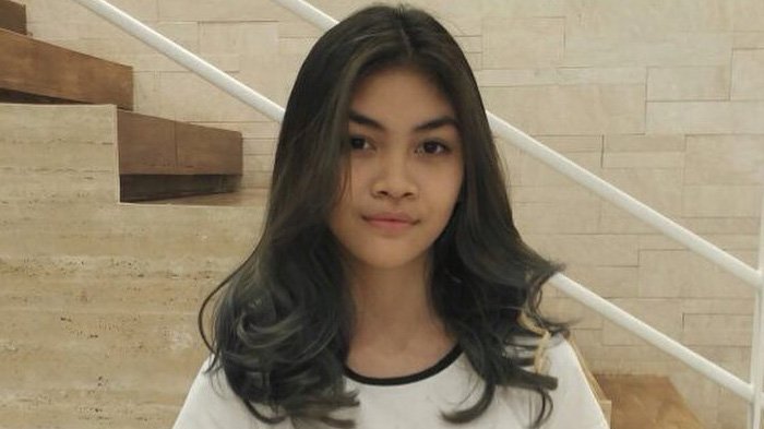 Sasikirana Zahrani Asmara, Putri Anjasmara Ini Tak Hanya Cantik Tapi Juga Berprestasi
