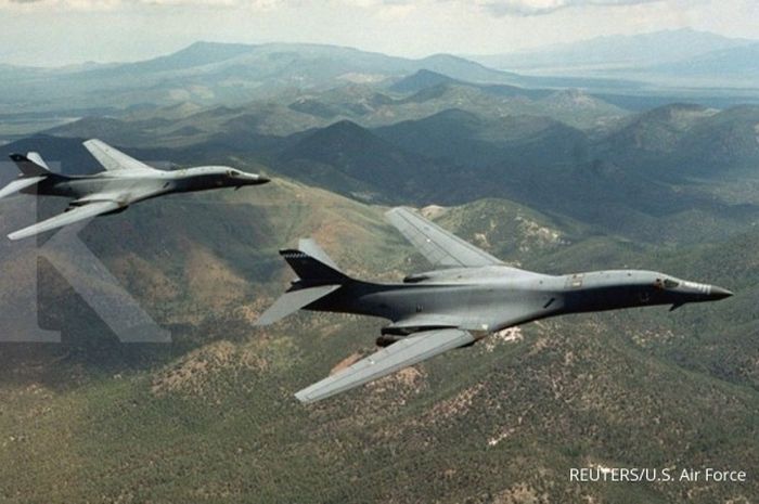 2 Kapal Induk China Ikut Latihan Perang di Laut China Selatan, Amerika Nimbrung Kirim Pesawat Pembom