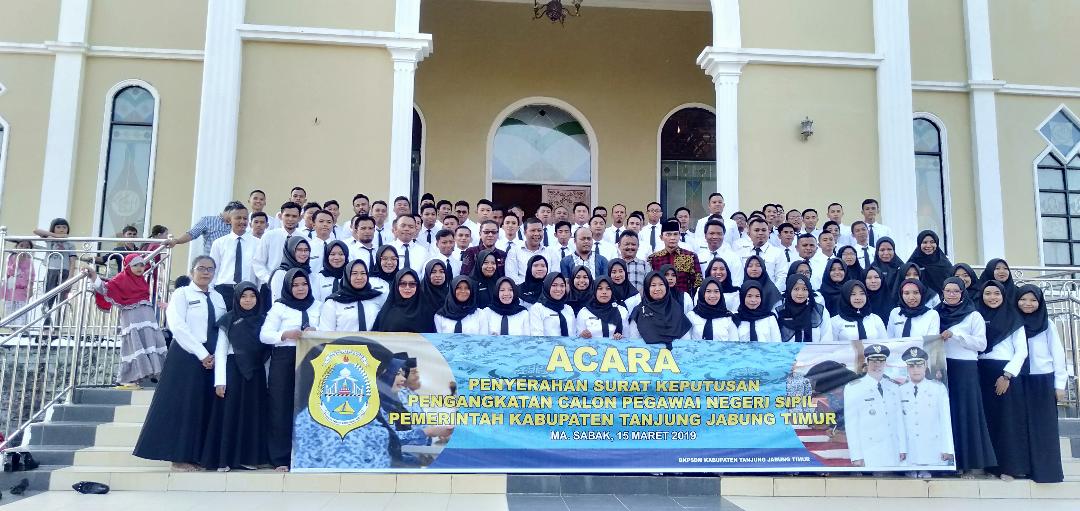 Setuju 10 Tahun tidak Mutasi, 96 CPNS Formasi 2018 Tanjung Jabung Timur, Terima SK dari Bupati