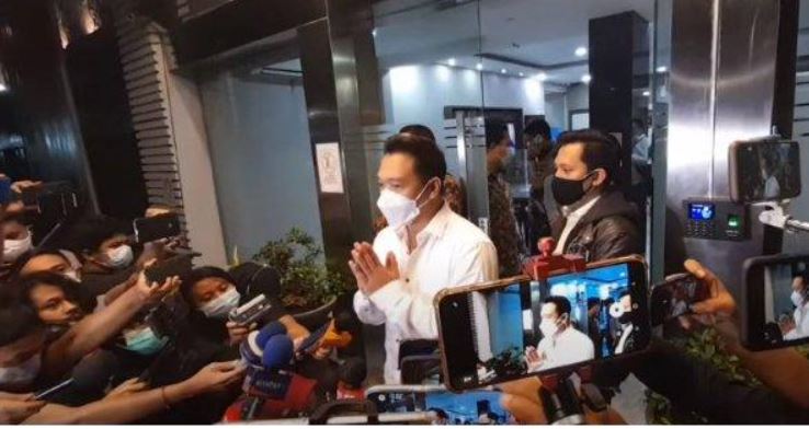 Video Mesumnya dengan Gisel Heboh, Michael Yukinobu Ucap Maaf Usai Diperiksa 12 Jam: 'Saya Menyesal'