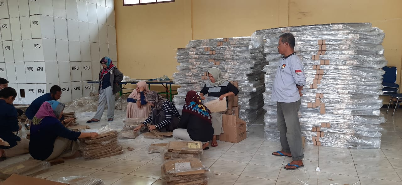 2.022 Surat Suara di KPU Muarojambi Rusak, Mulai Tinta Meleber Hingga Sobek