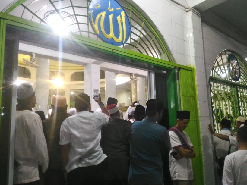 Tausiah Subuh Ustaz Abdul Somad, Ada yang Datang Pagi-pagi Sekali