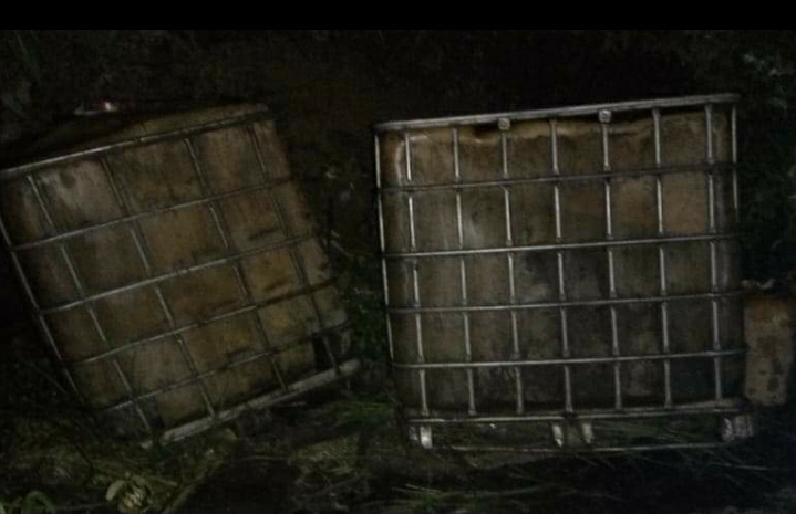 Tiga Warga di Merangin Kecelakaan Gara-gara Minyak Jatuh Berhamburan dari Truk ke Jalan