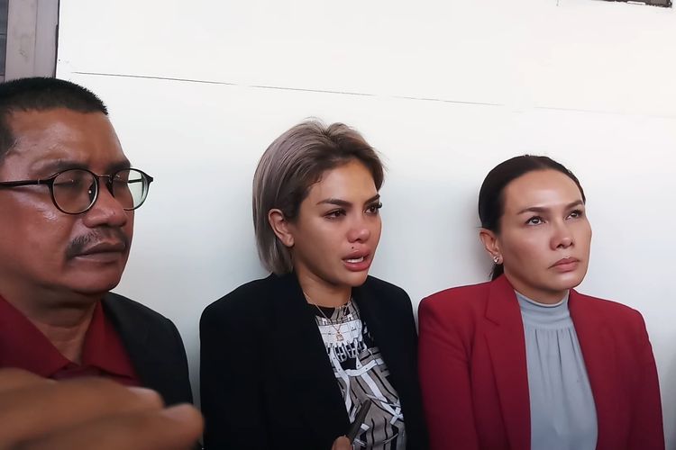 Banyak Acara di Cancel, Nikita Mirzani Pusing Tak Ada Pemasukan akibat Corona:Bertahan dari Tabungan