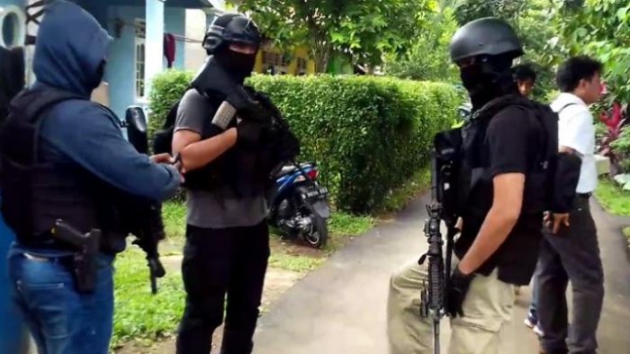 Sembunyi di Lampung, Sumbar dan Kepri, Densus 88 Tangkap 6 Terduga Teroris Masuk Kelompok JI dan AD