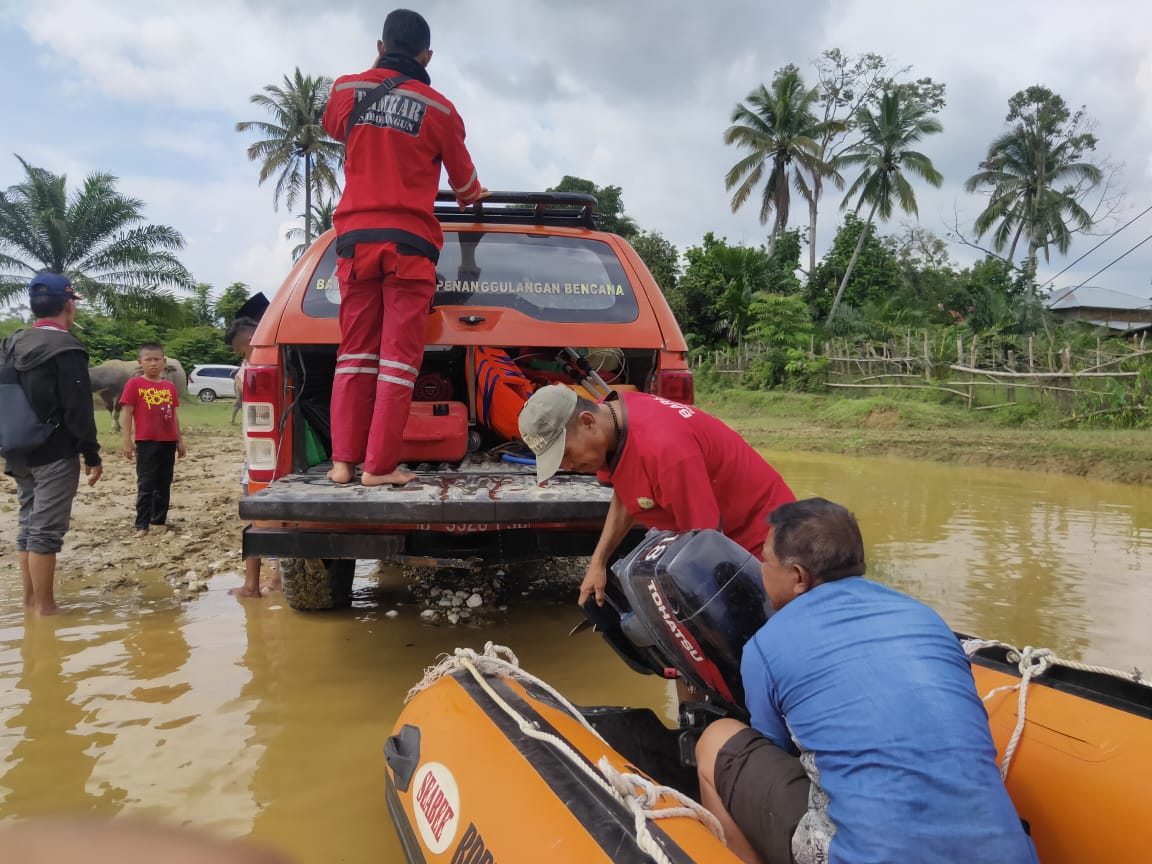Tersangkut Ranting Pohon, Korban Hanyut di Sarolangun Ditemukan 7 KM dari Lokasi Tenggelam