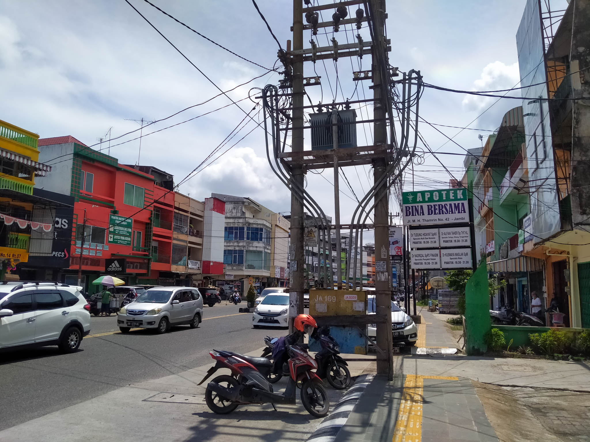 Potret Listrik di Jambi, Di Sini Dicuri, Di Sana Justru Belum Teraliri Listrik