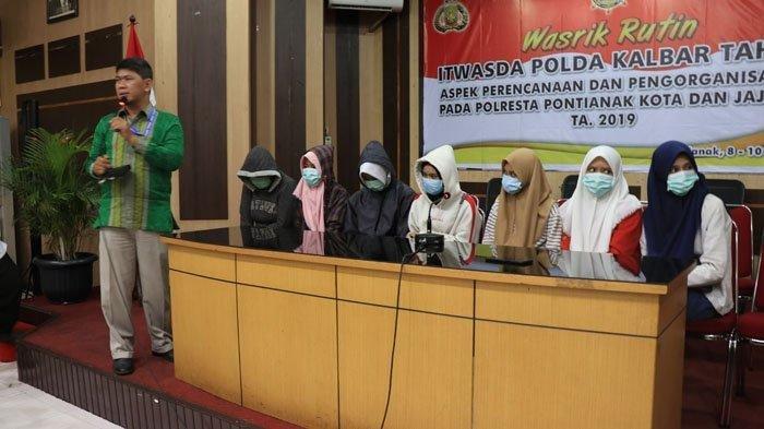 Disebut-sebut Anak Pejabat Penting, Terungkap Pengakuan 7 Siswi SMA yang Keroyok Siswi SMP