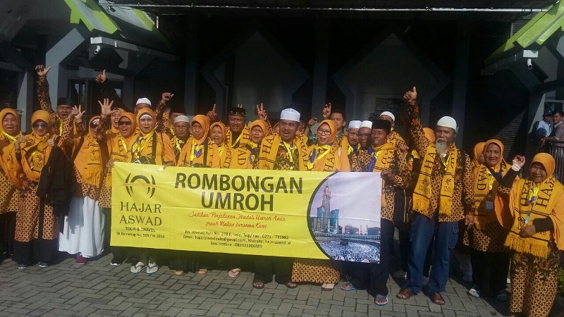 Umroh Dengan Hajar Aswad