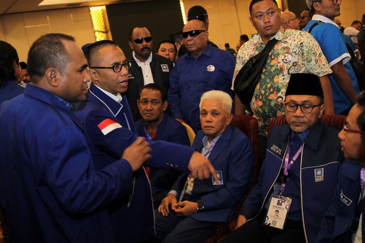 Soetrisno Bachir Menggantikan, Zulhas: Amien Rais Spesial