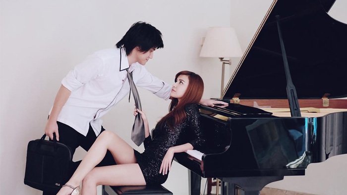 Kevin Aprilio Ungkap Rencana Pernikahan Dengan Vicy Melanie Setelah Lamaran Mengharukan di Korsel