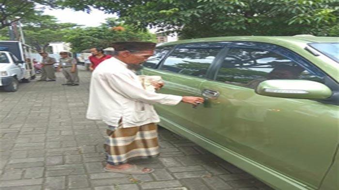 Fakta-fakta Pengemis Kaya di Bogor yang Pulang Naik Avanza, Satpol PP Sampai Ternganga