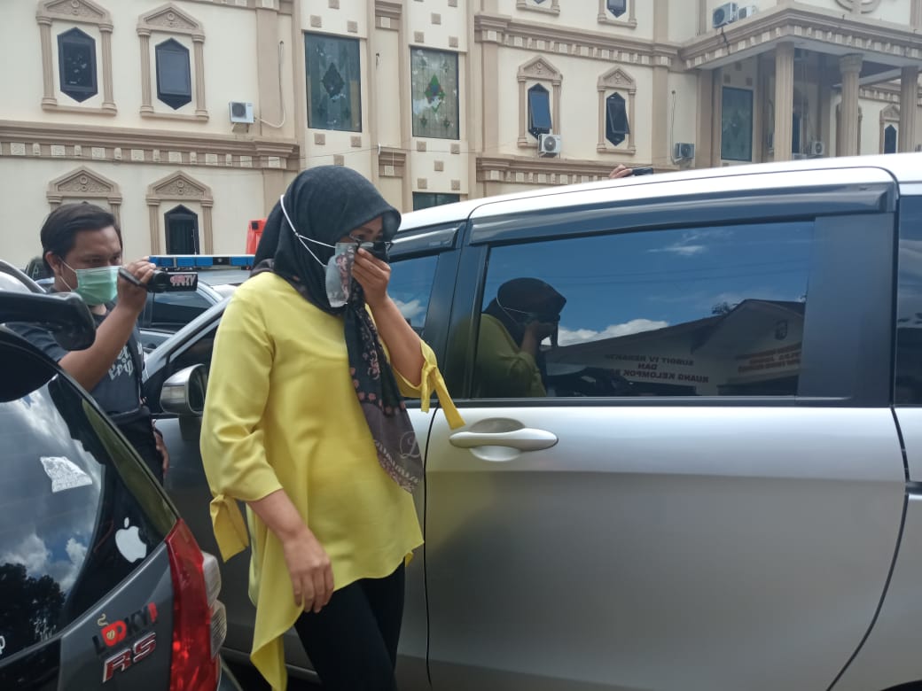 Yanti Maria Mantan Anggota DPRD Jambi Enggan Komentar Usai Diperiksa KPK