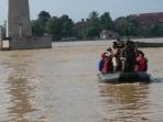 02042016_perahu-karet_20160402_002544.jpg