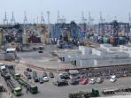 07012016_pelabuhan-peti-kemas_20160107_211601.jpg