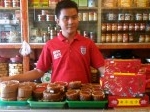 07022013_kue_keranjang_toko_sari.jpg