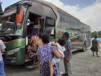 08062019_bus-di-terminal-sribulan-sarolangun.jpg