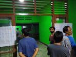 13052020_warga-tolak-graha-lansia-jadi-tempat-karantina-covid-19.jpg