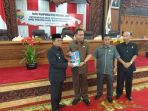 17092018_nota-rapbd_fachrori_pimpinan-dprd-prov-jambi_20180917_210438.jpg