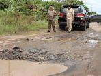 20230504-Gubernur-Tinjau-Jalan-Rusak-di-Lampung.jpg
