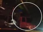 Kecelakaan Tunggal di Jambi: Mobil Bawa Motor Tabrak Tiang, Listrik Padam dan Macet Total