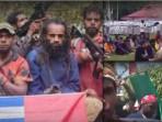 20251006-Warga-tolak-KKB-Papua.jpg
