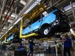 20251024-Pabrik-produksi-mobil.jpg